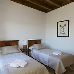 Villa Caserio Leandro Ii *