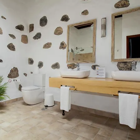 Caserio Leandro Ii Villa Tías