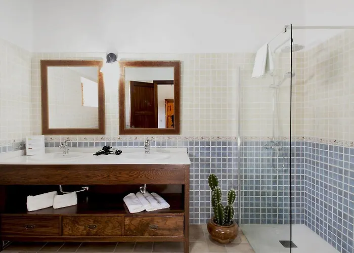 Caserio Leandro Ii Villa *